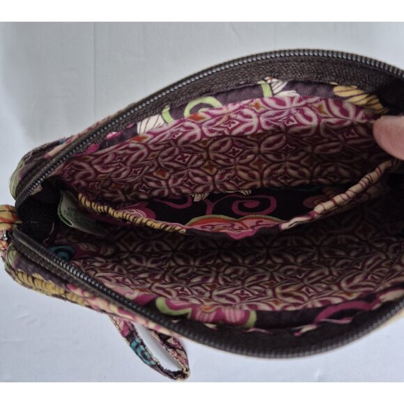 Vera Bradley "Mod Floral Pink" wristlet in a brown quilted cotton fabric - Picture 5 of 7